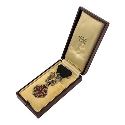 Breast Cross of the Equestrian Order of the Holy Sepulchre of Jerusalem in Case, G. 