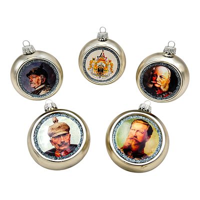 Lot of 5 Patriotic Christmas Ornaments, German Empire & WWI, 2nd Half 20th C. Glass, silvered 