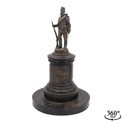 Reservist figure Guard J&auml;ger Battalion, Sy & Wagner Berlin, probably 800 silver, German Empire. R 