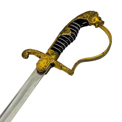 Wehrmacht Lion Head Officer's Sabre of the Army with Scabbard, Eickhorn Solingen. Steel, gilded 