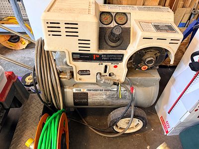 Sears Craftsman 1 HP 12 Gallon Portable Two-Cylinder Air Compressor Model 919.156220. A vintage 