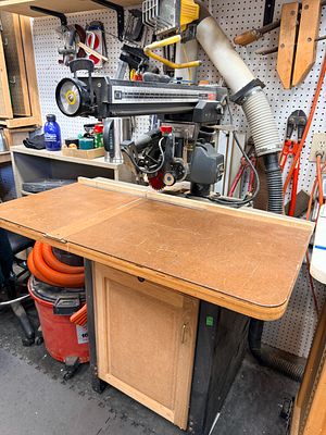 Sears Craftsman Radial 100 Line 10 Inch Radial Arm Saw. This lot consists of a vintage Sears 