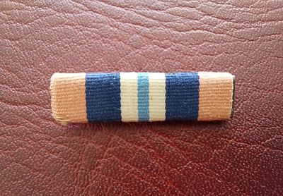 אות מלחמת ששת הימים, ישן מאד, תפירת יד , מצב טוב מאד,