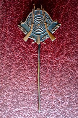 סיכה ישנה מאד, מועדון לקליעה.