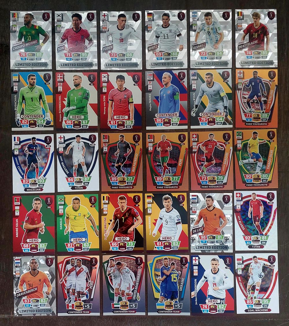 לוט קלפים קשיחים , פניני" מהדורות מיוחדות , מצב חדש. , 2022 קטאר.