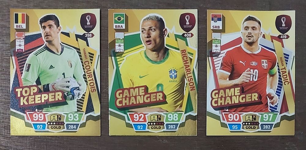 3 קלפים מיוחדים, גולד" פניני" קטאר 2022, מצב חדש.