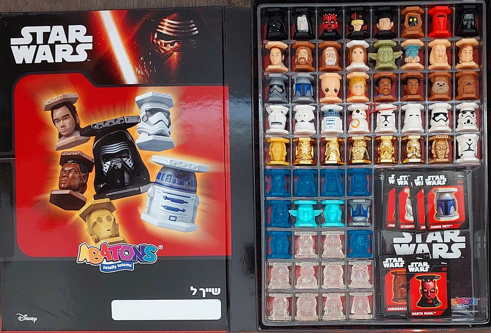 מלחמת הכוכבים" , מארז מיוחד מלא בובות אבטונים, חברת דיסני" 2015 , נדיר מאד.