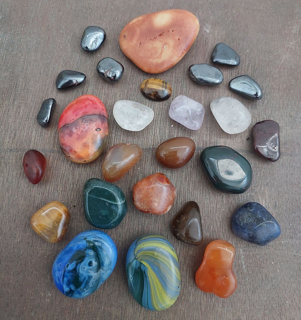 מיקבץ אבני חן טבעיות. לשיבוץ, מחיר מציאה.