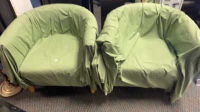 2 Covered Barrel Chairs. 2