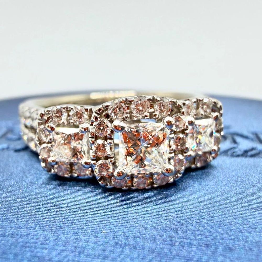 Fine Art, Collectibles & Jewelry