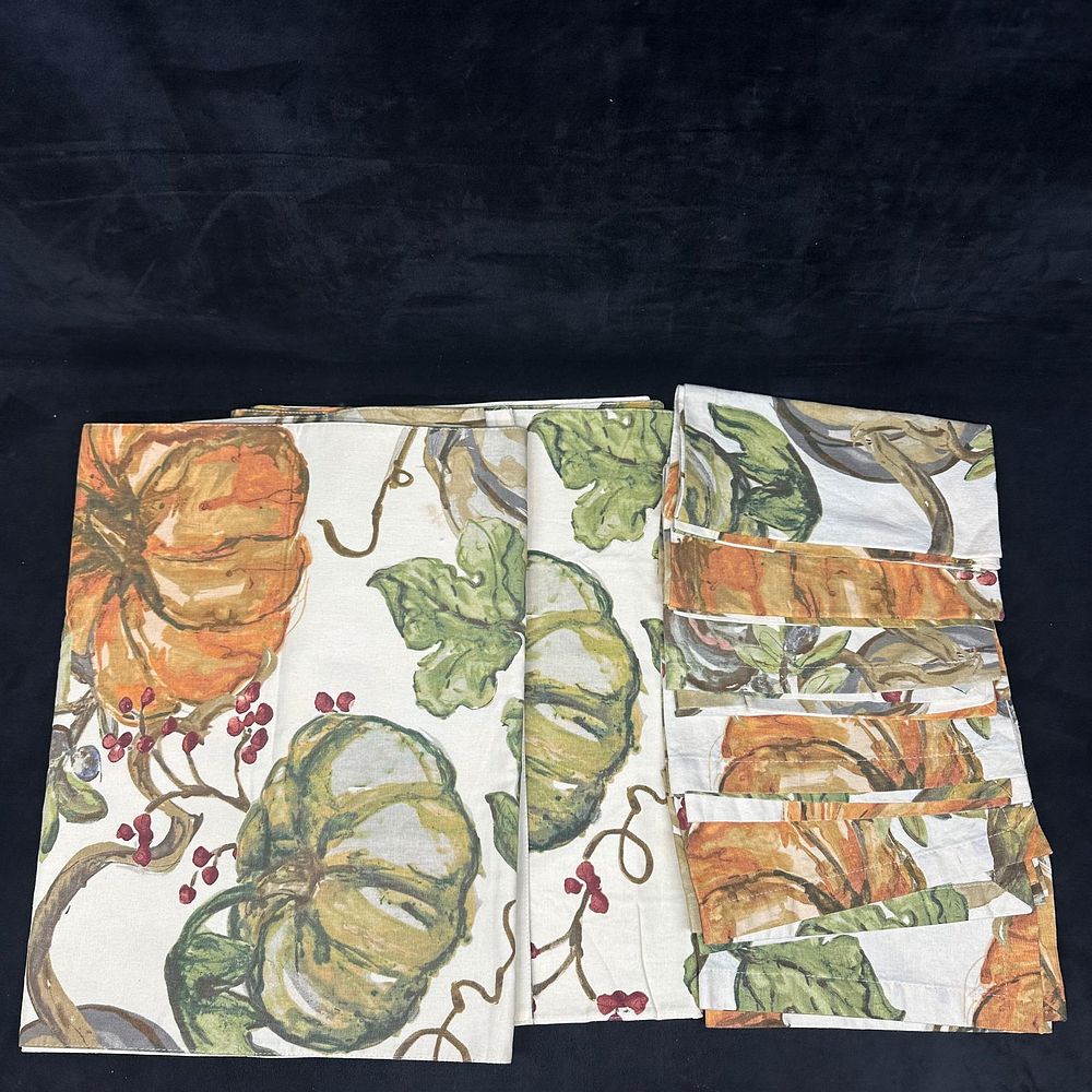 Lot 413: Pottery Barn Fall Harvest Placemats and Table Runners Pumpkin Pattern Set