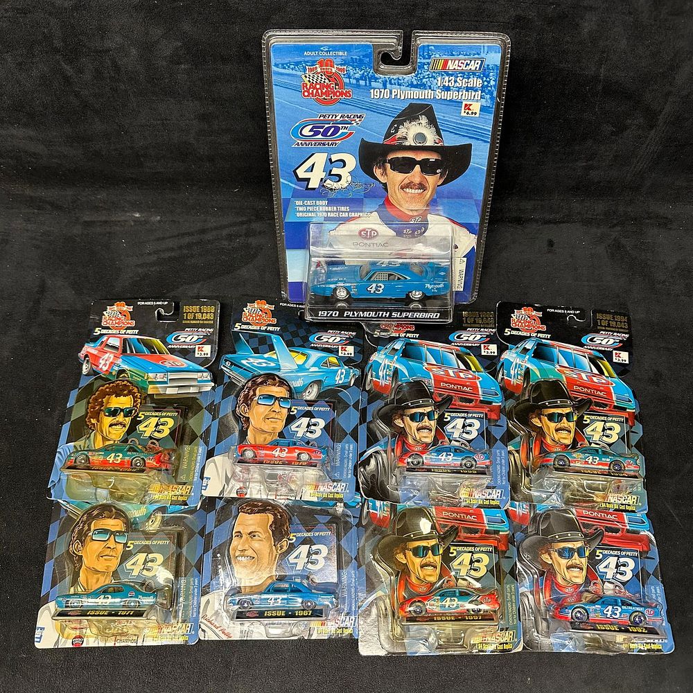 Lot 495: Richard Petty #43 NASCAR Die-Cast Collection Racing Champions Decades of Petty 1:43 Scale