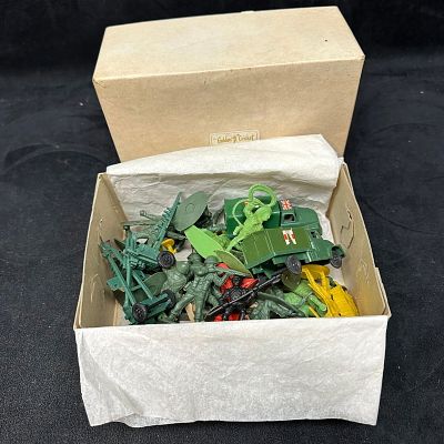 Vintage Plastic Toy Soldier Indian Cowboy Figures Vehicles and Accessories. A group of vintage 