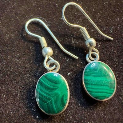 Malachite Sterling Oval Dangle Earrings SS96. This item is in good pre-owned, previously 