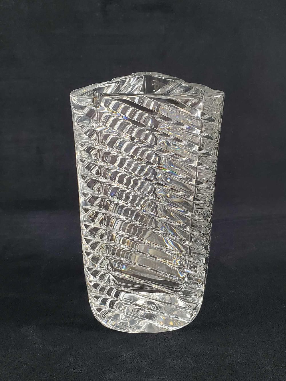 Lot 476: Vintage ROGASK Crystal 3Sided Triangle Shaped Vase