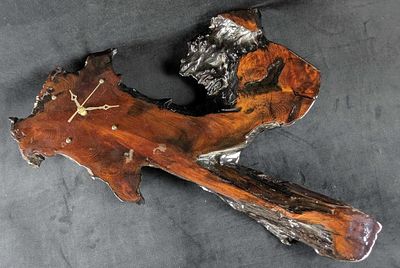 Unique Salvaged Decorative Redwood Handmade Clock. This is an hand-carved redwood clock. It had 