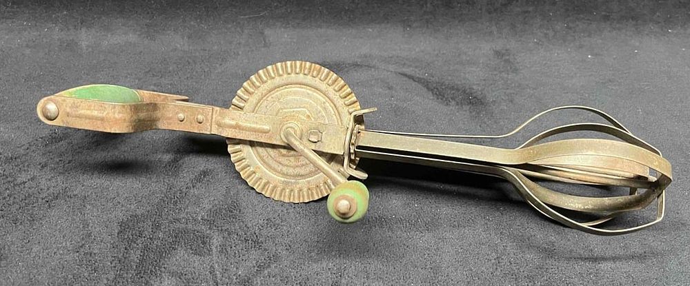 Vintage Eggbeater The Taplin MFG. Co. Pat December 9th 1924 New Britain, Conn. Made In U.S.A. Th 