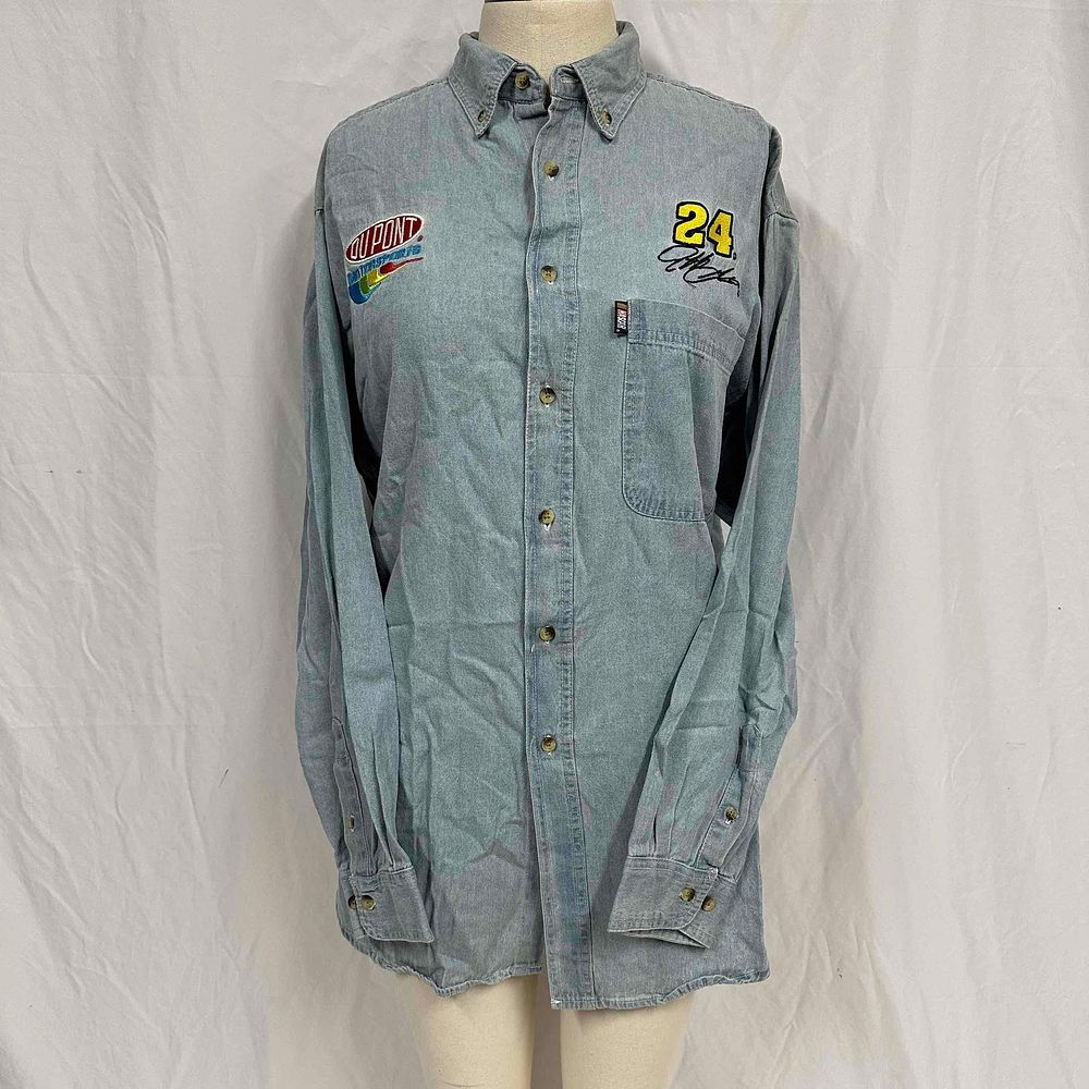 Lot 191: NASCAR Jeff Gordon #24 Vintage Denim T-Shirt Winner's Circle Shirt