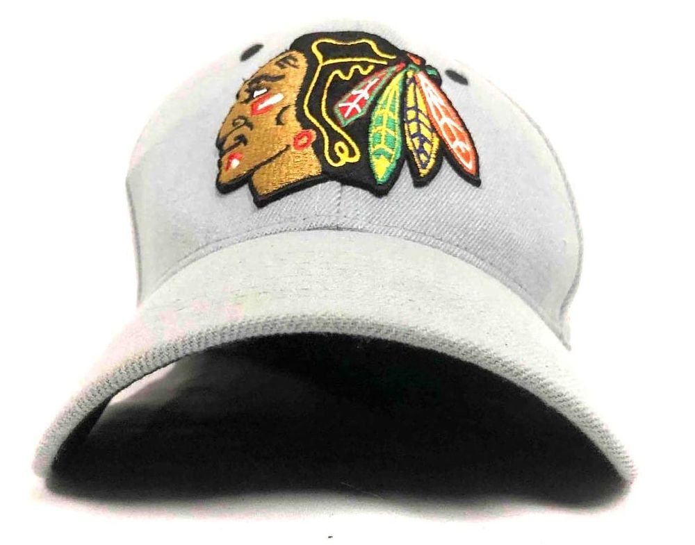 Lot 203: Men's Chicago Blackhawks Grey Hat