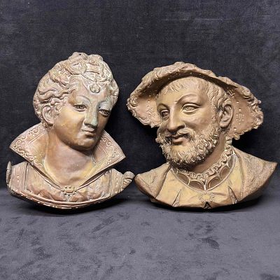 Brass Wall Hang 3D Plaque Decor Set. Brass Wall Hang Plaque Decor Set. This lot includes two 