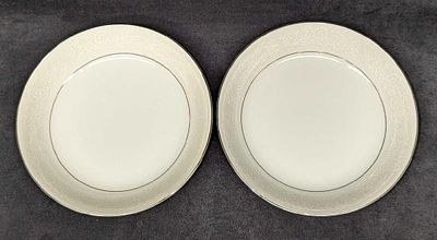 2 Retired International Juliet Coupe Soup Bowls C. Each plate is approx 7 5/8" x 7 5/8" x 1 