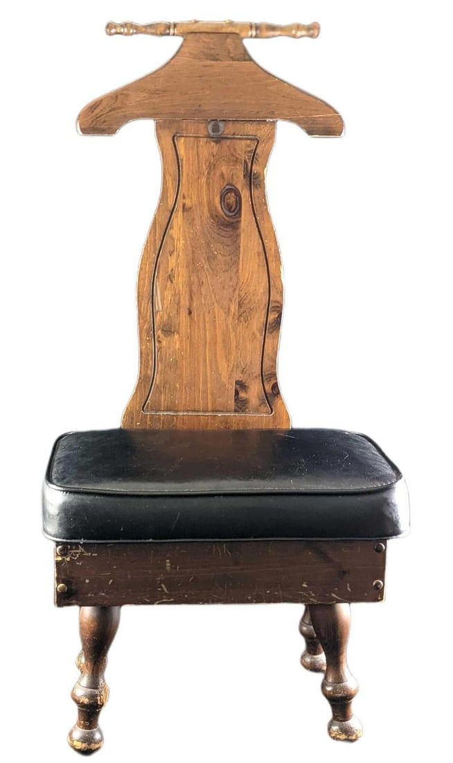 Vintage Butlers Chair With Leather Seat & Compartment. Vintage Butlers Chair With Leather Seat 