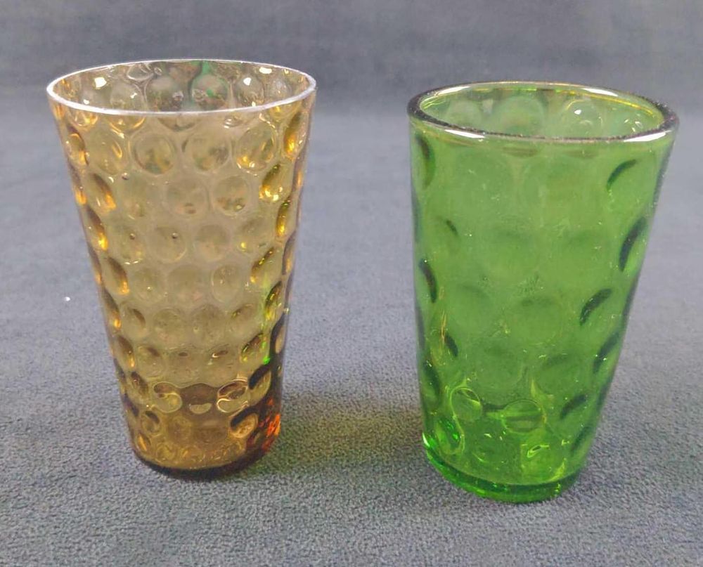 Lot 477: Vintage Coin Dot Mini Drinking Glasses
