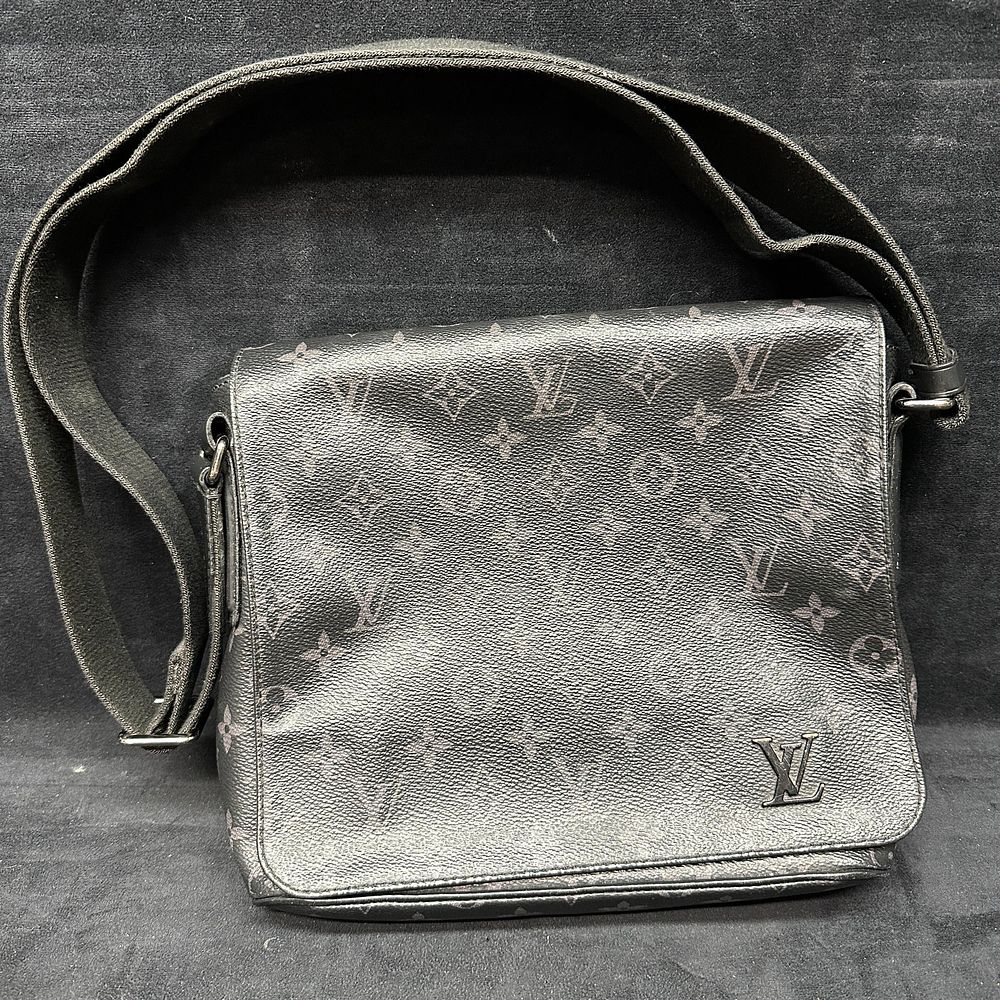 Lot 307: Louis Vuitton District Messenger Bag PM Black Canvas Monogram Eclipse