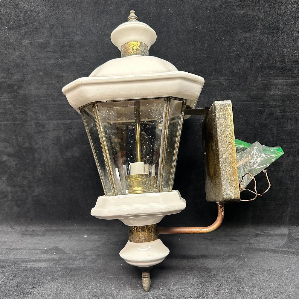 Lot 331: White Porcelain Style Exterior Wall Lantern Light Fixture Vintage