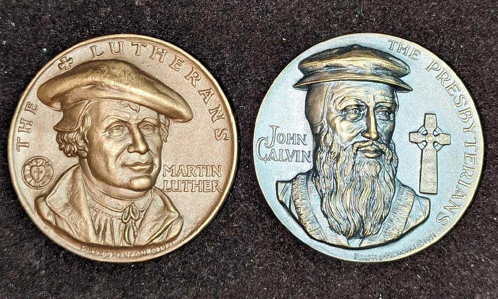 Lot 489: Vintage Ralph Menconi Lutherans & Presbyterians Bronze Medals