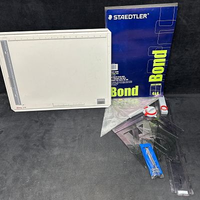 Rotring Profil Drawing Board Kit Rulers. Portable Rotring Profil drafting board with parallel 