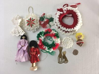 Vintage Christmas Ornament Lot #19. Vintage Christmas Ornament Lot. This auction contains a 