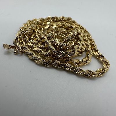 14K Gold Diamond Cut Rope Chain Style Necklace. This item is in good pre-owned, previously 