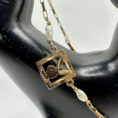 Playboy Bunny Accent Pearls 14K Gold Bracelet W11. This item is in good pre-owned, previously 