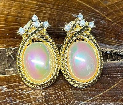 Nolan Miller Faux Pearl Rhinestone Gold Tone Clip On Earrings. This lot contains a Nolan Miller 