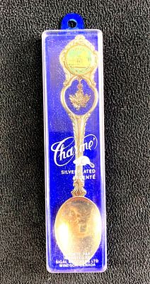 Collector's Spoon City Hall Ontario Canada. This lot includes: 
(1) Collector's Spoon City Hall 