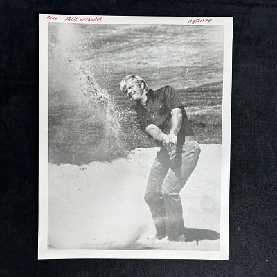 Jack Nicklaus Black and White Analog Photo Print Editorial Golf Photograph. Black and white 