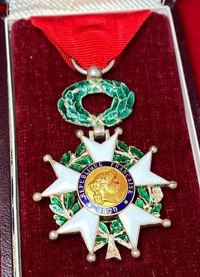 Third Republic Legion D'Honneur Medal 
This fine medal has been tested and 