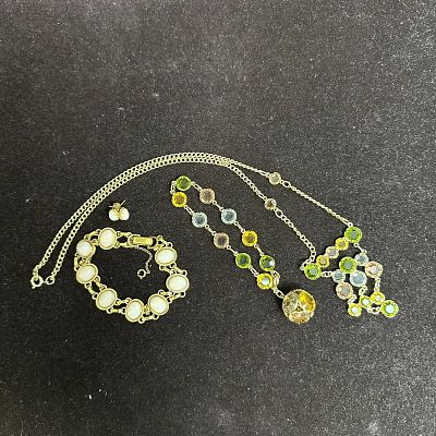 Costume Jewelry Set Necklace Bracelet Earrings R67. Two separately themed jewelry sets, one 