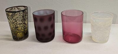 4 Vintage Different Drinking Glasses Tumblers. This lot includes: 
(1) Plum Color Dot Pattern 