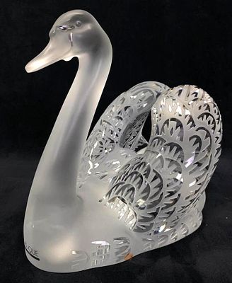 Lalique Swan Head Up Sculpture Large French crystal swan sculpture by Lalique with etched 