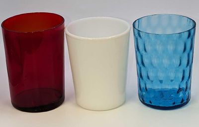 3 Vintage Red White & Blue Tumbler Glasses. 3 Vintage Red White &amp; Blue Tumbler Glasses. This 