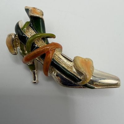 KJL Kenneth Jay Lane High Heel Enamel Sterling Brooch Calla Lily Accent. This item is in 