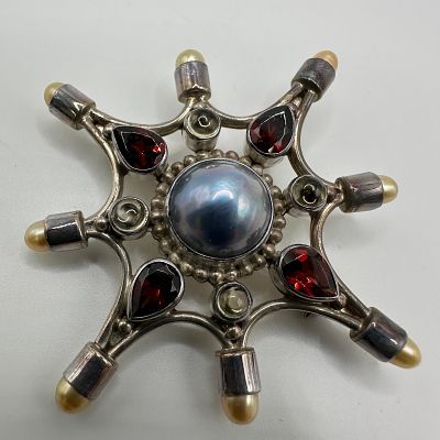Sajen Sterling Silver Faux Pearl Garnet Brooch Pendant. This item is in good pre-owned 