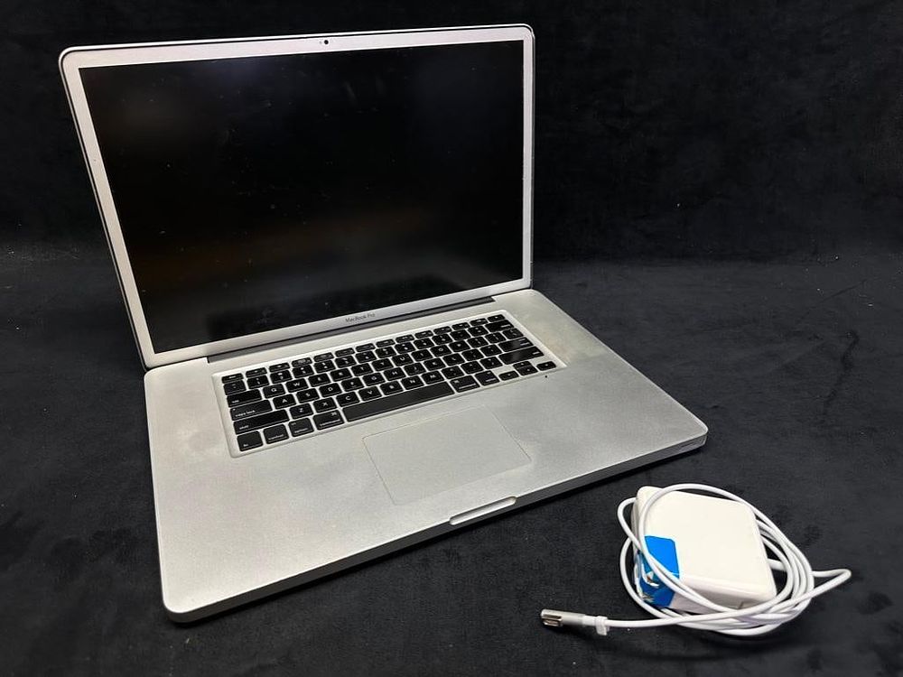 Lot 478: 2010 MacBook Pro Model A1297