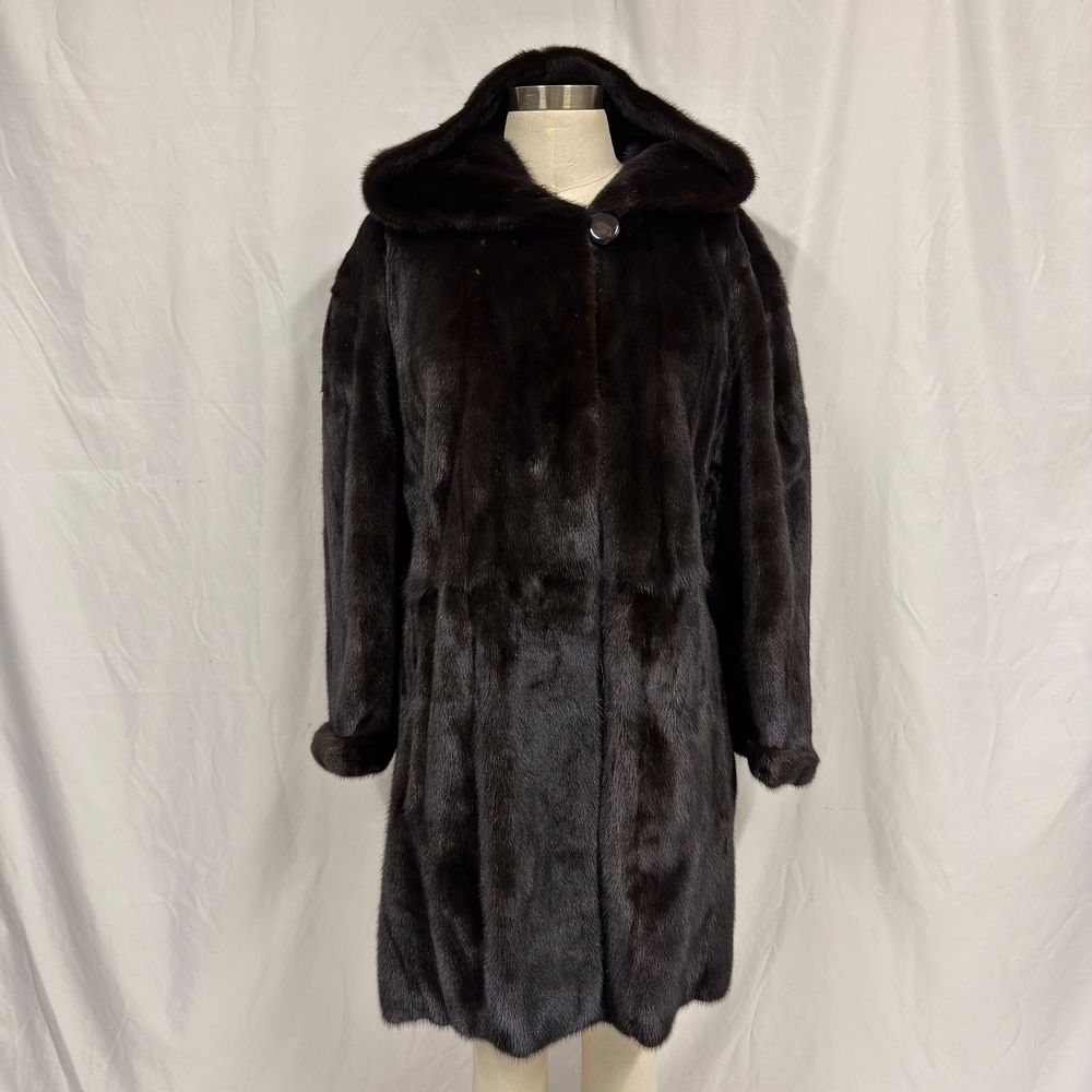 Lot 383: Oversized Nies Saga Mink Coat with Patterned Lining Dark Brown Hood