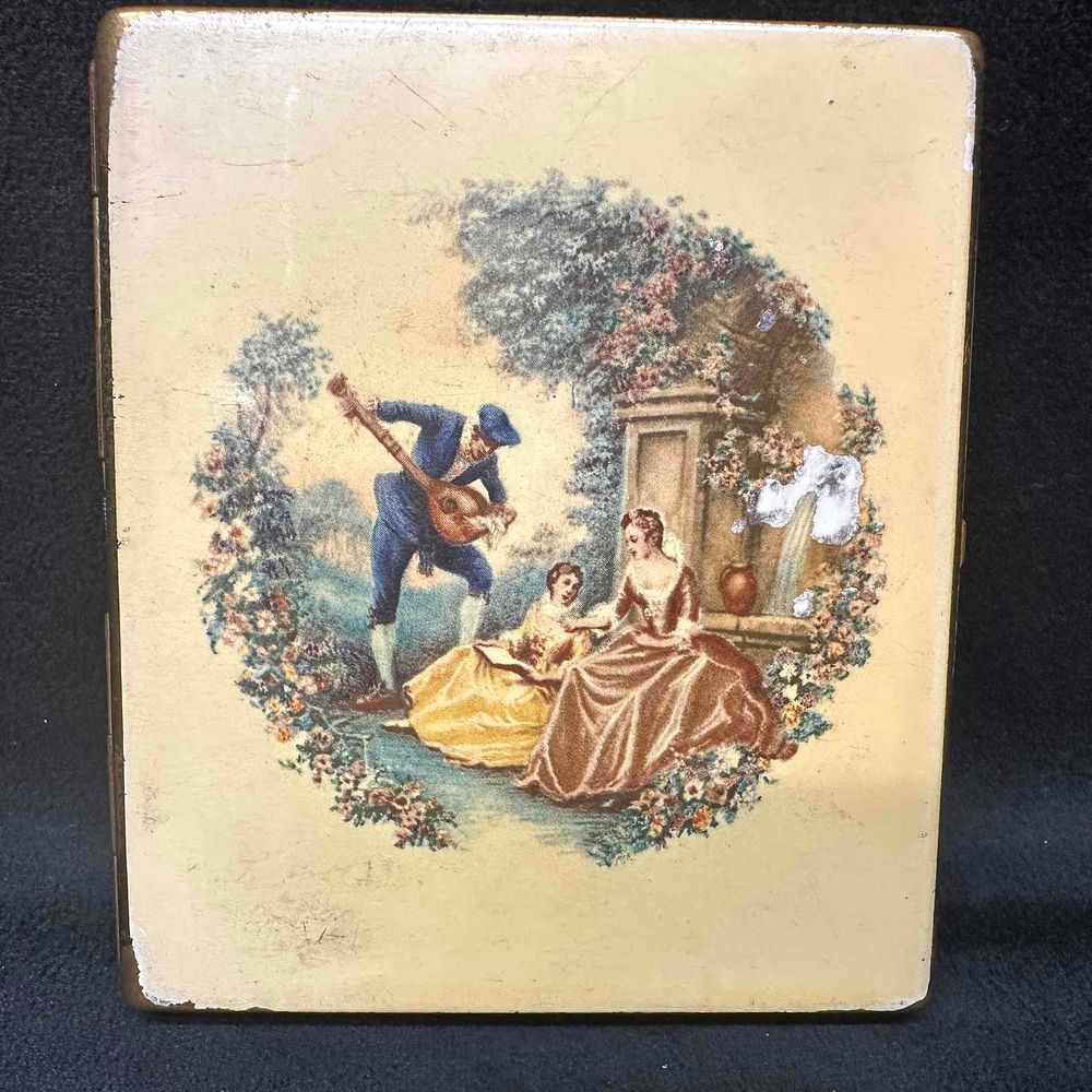 Lot 403: Colibri Cigarette Card Case Courting Couples Park Lane Gold Finish England