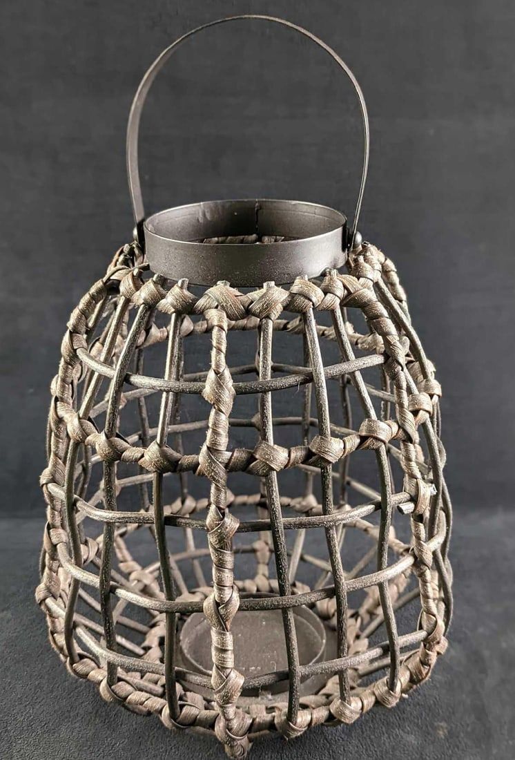 Lot 452: Plastic Wicker Like Basket Candle Holder