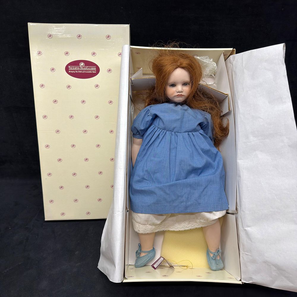 Lot 2: Ashton Drake Welcome Home Baby Emily So Truly Real Doll Original Box