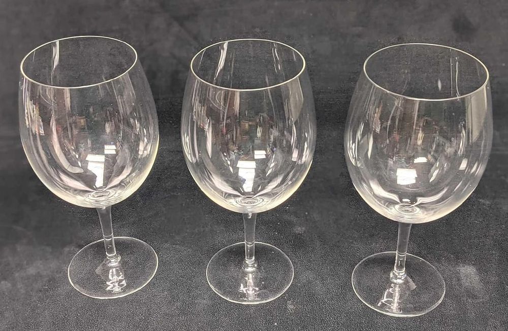 Lot 88: Three Glass Red Wine Glasses